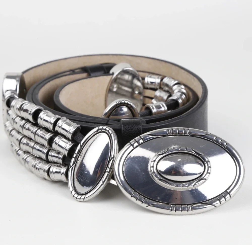 Chico’s Black Leather Southwestern Silver Concho Oval Buckle Belt Size S/M Small